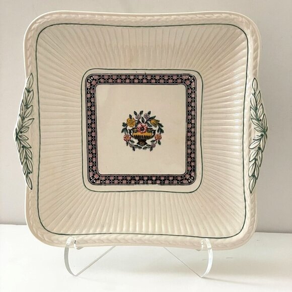 Wedgwood Vintage Trentham Red Square Flower Urn Handled Cake Plate England 9.5" - Picture 1 of 10